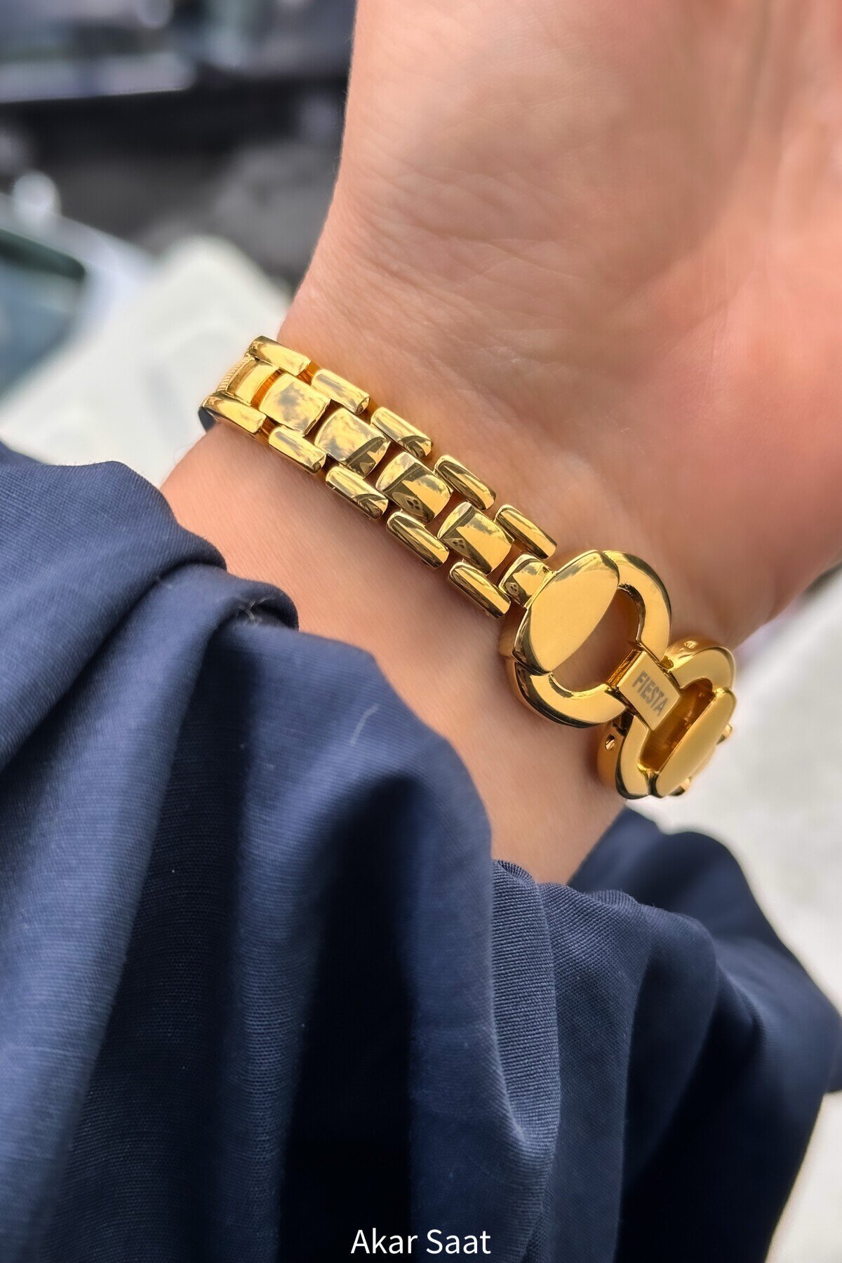 F25008L Metal Hasır kordonlu Kadın Kol Saati