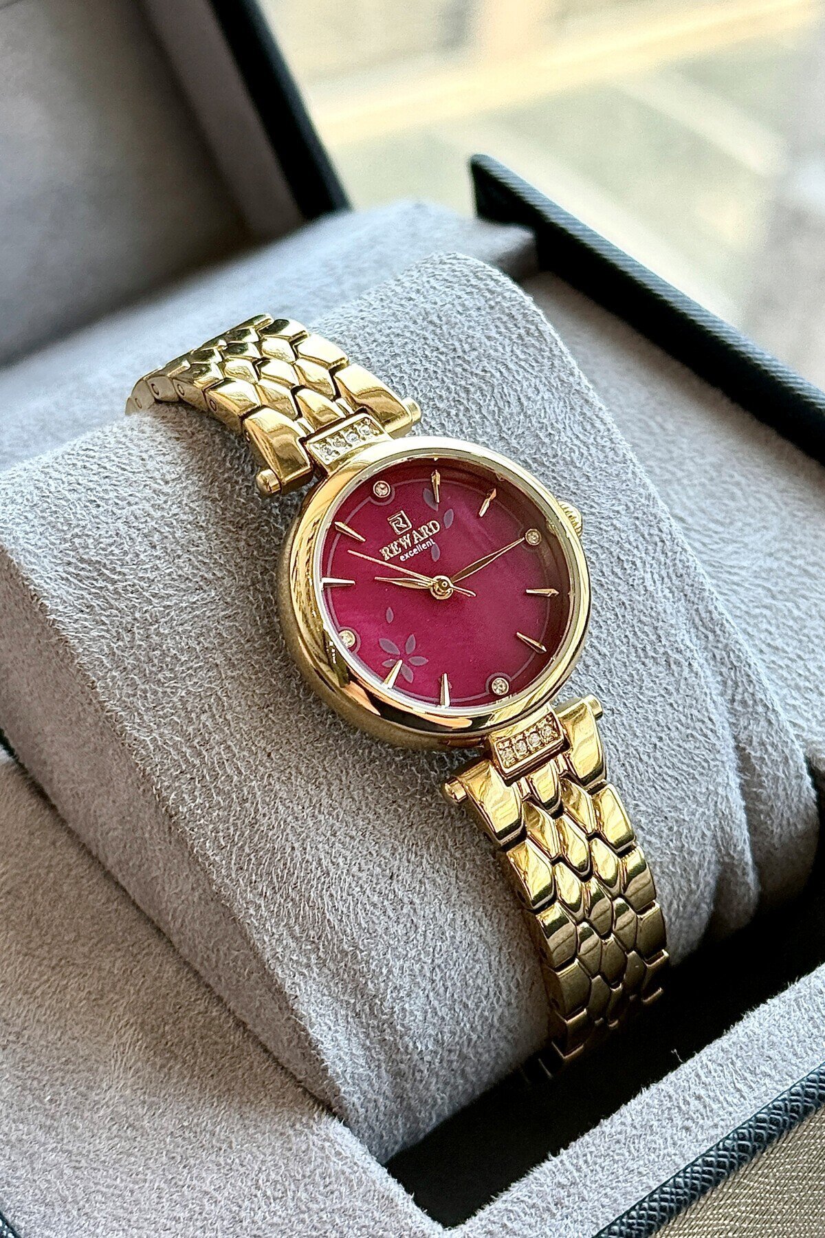 RD214299L Çelik Kordonlu Kadın Kol Saati